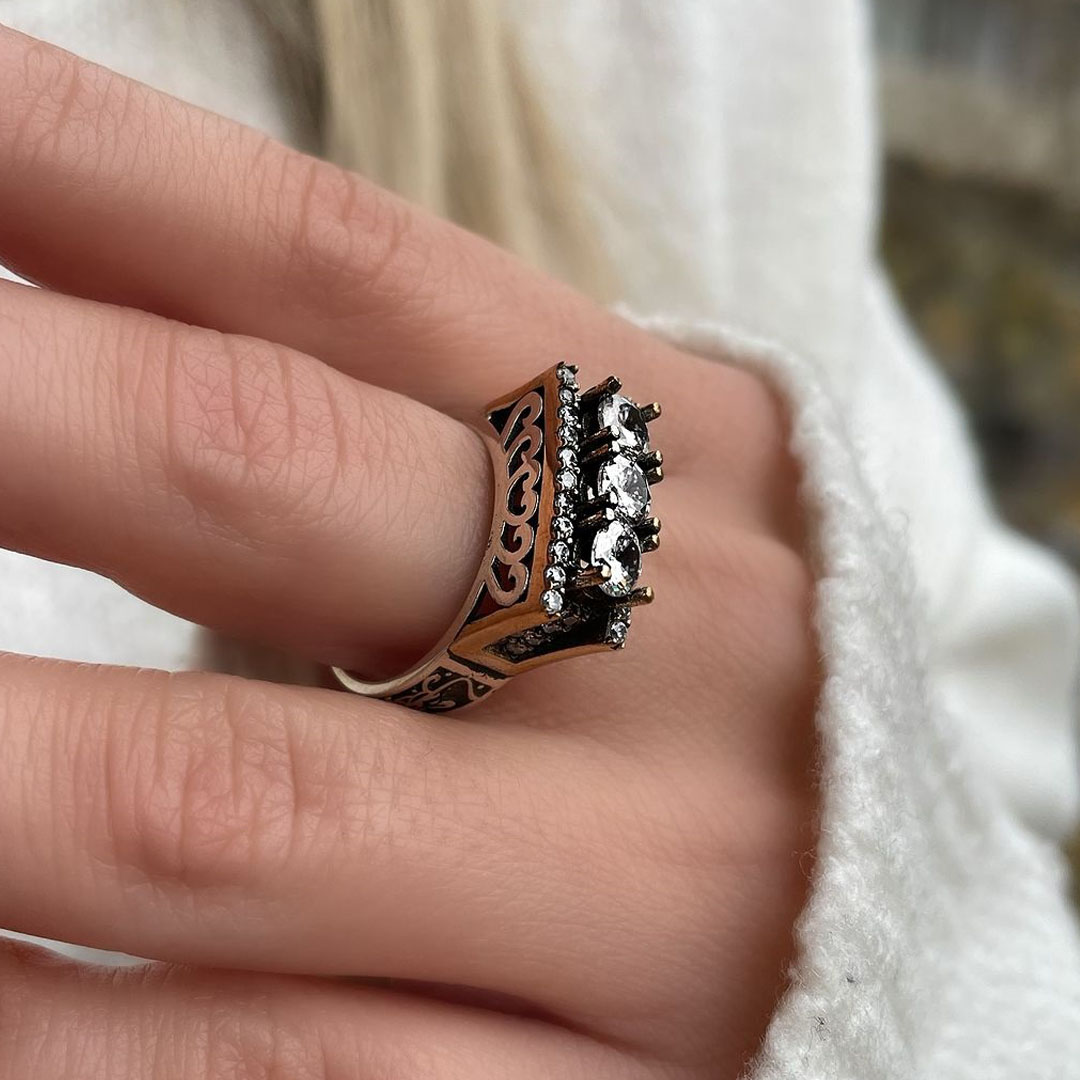 Vintage 3.5ct Three Stone Round Cut White Sapphire Eternity Ring