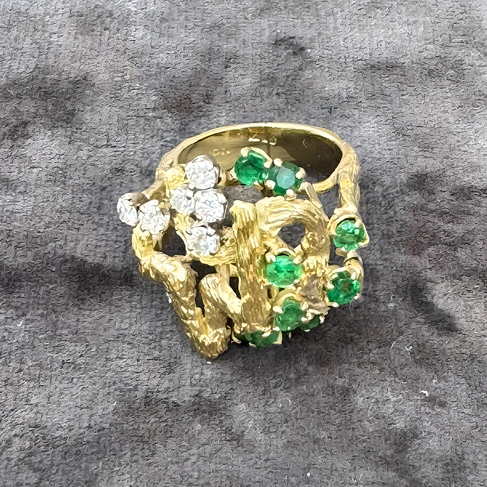 Artistic 2ct Round-Cut Emerald Wedding Band