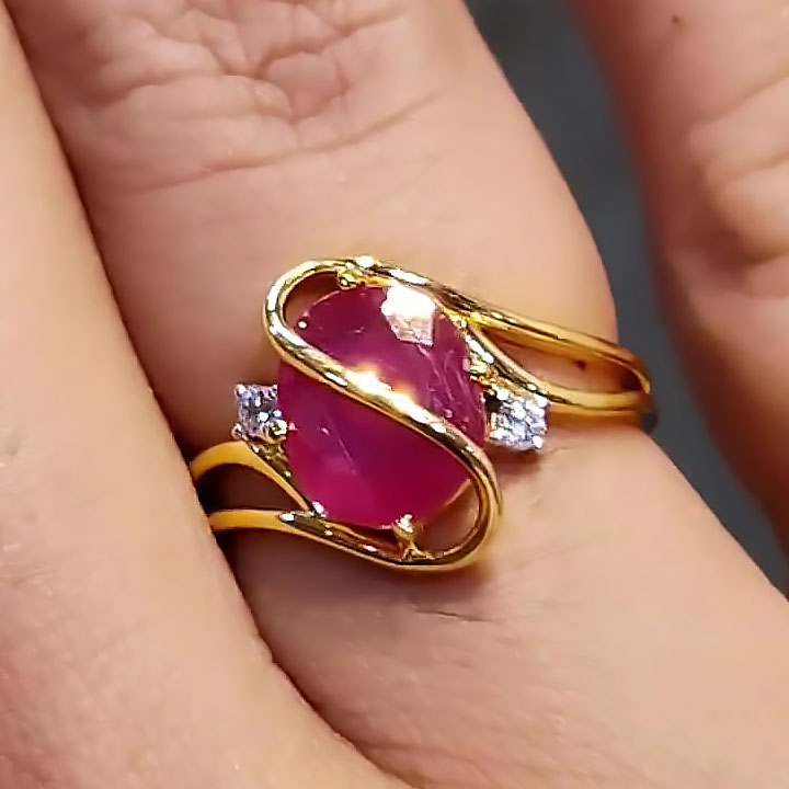 2ct Oval Cut Ruby Sapphire Engagement Ring