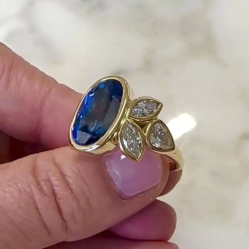 4ct Bezel Setting Oval Cut Sapphire Engagement Ring