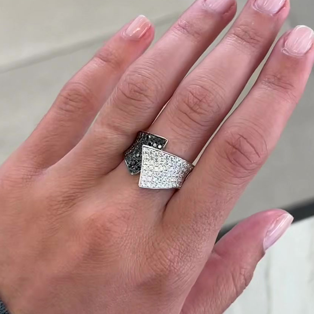 Bypass Design 1.95ct Black&White Sapphire Cocktail Ring