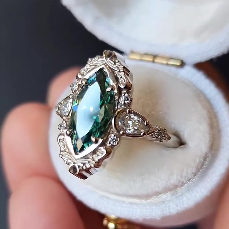 Vintage 1.5ct Marquise Cut Emerald Sapphire Engagement Ring
