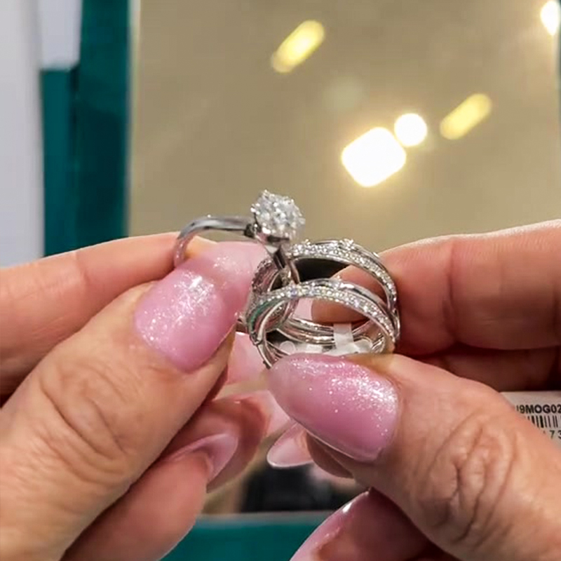 1.5ct Round Cut White Sapphire Wedding Set
