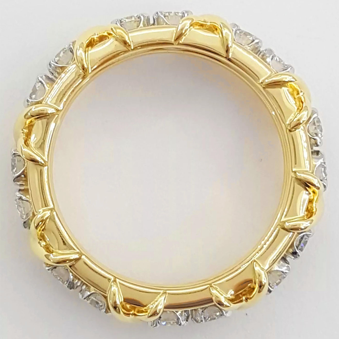 Luxury 16-stone Diamond Ring In Gold Plating