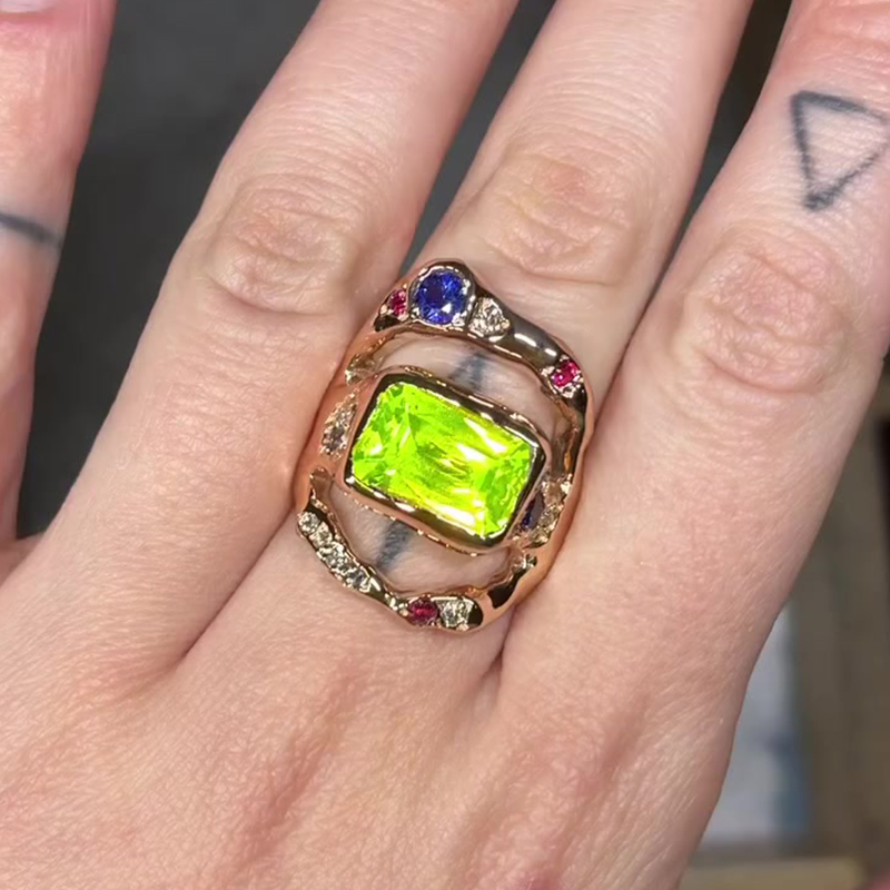 2ct Emerald Cut Apple Green Sapphire Multicolor Setting Cocktail Ring