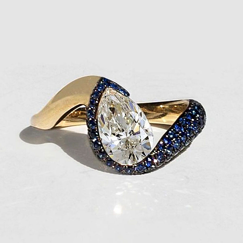 4ct Bezel Setting Pear Cut Blue Sapphire Engagement Ring