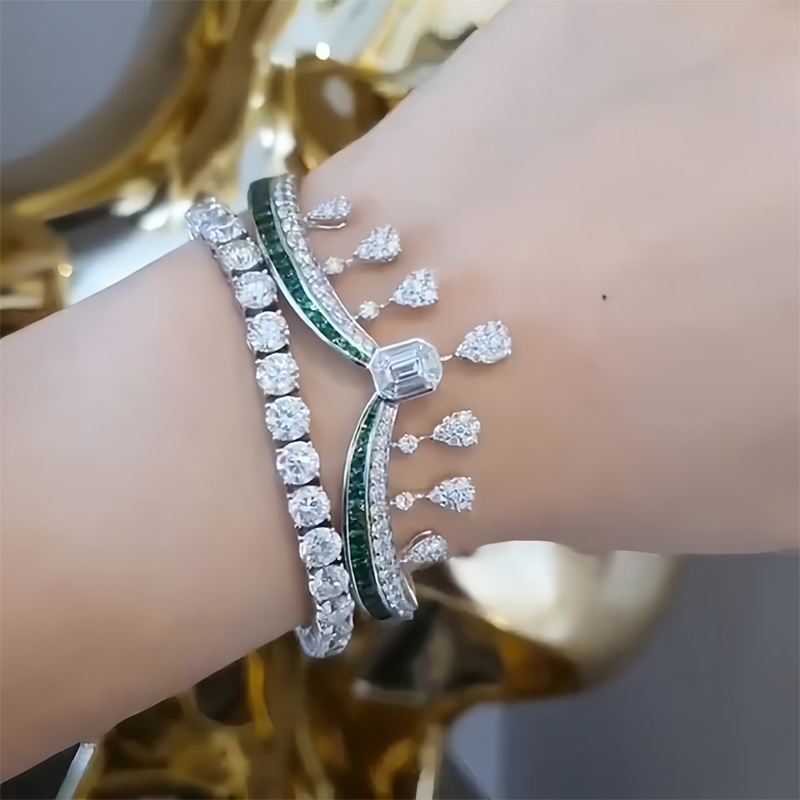 Emerald & White Sapphire Crown Bracelet