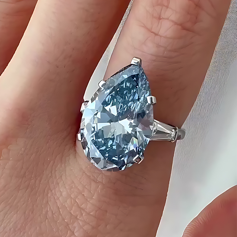 7ct Pear Cut Aquamarine Three-stone Ring