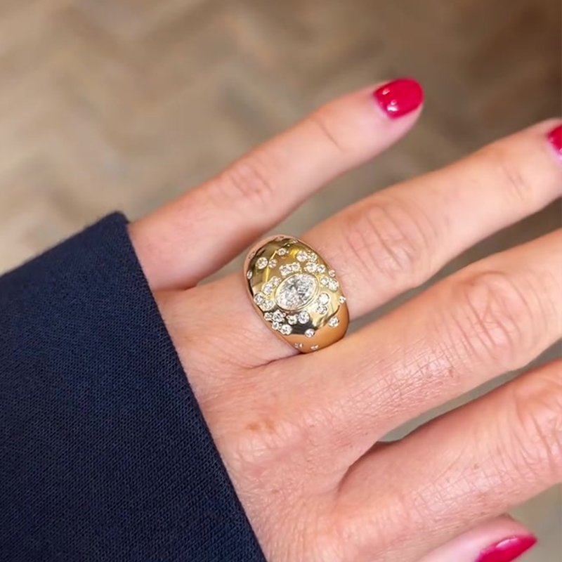 1ct Oval&Round Cut Scattered Diamond Cocktail Ring