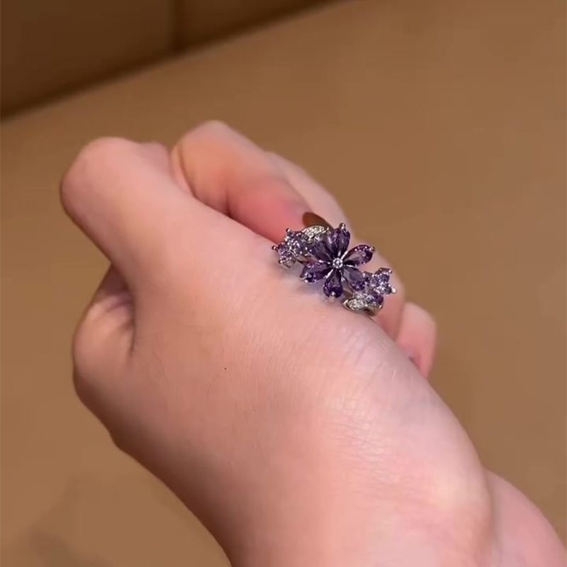 9.85ctw Pear Cut Amethyst Sapphire Flower Cocktail Ring (2 Color Options)