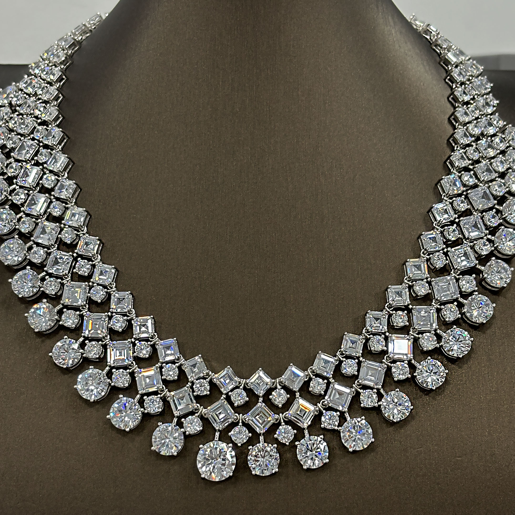Round&Asscher Cut White Sapphire Luxury Necklace