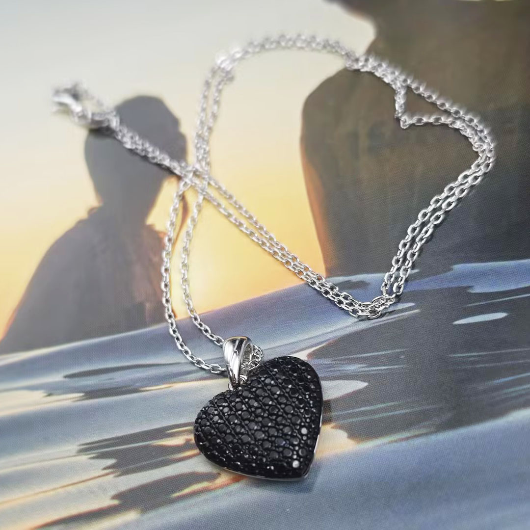 Micro-pave Setting Black Sapphire Heart Adjustable Pendant Necklace