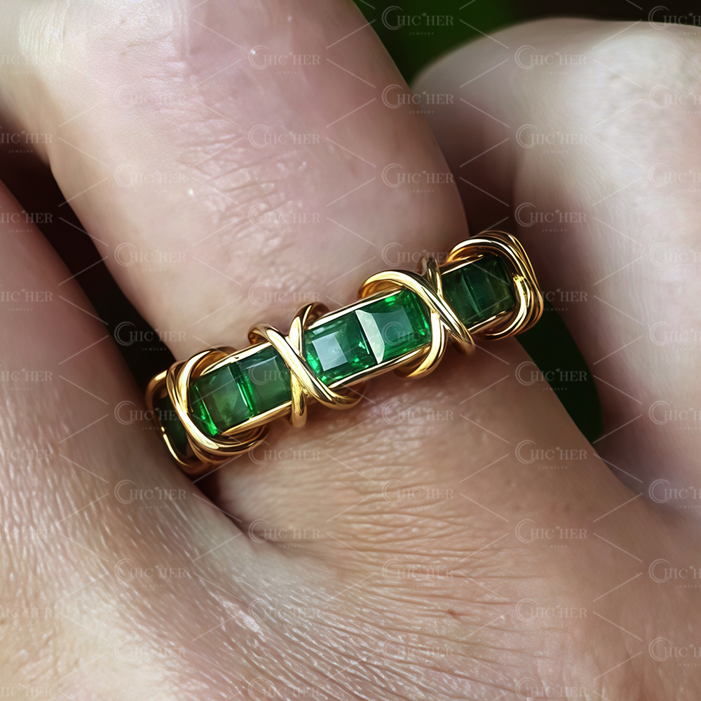 3.5ct Princess Cut Emerald Green Wedding Band