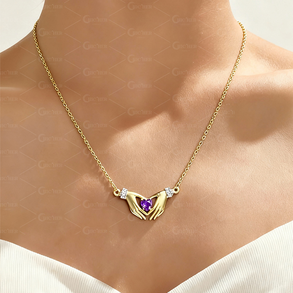 Lovely Hands Design Pendant Necklace