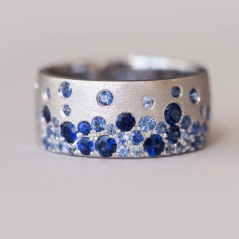 1.34ct Scattered Sapphire Cigar Band