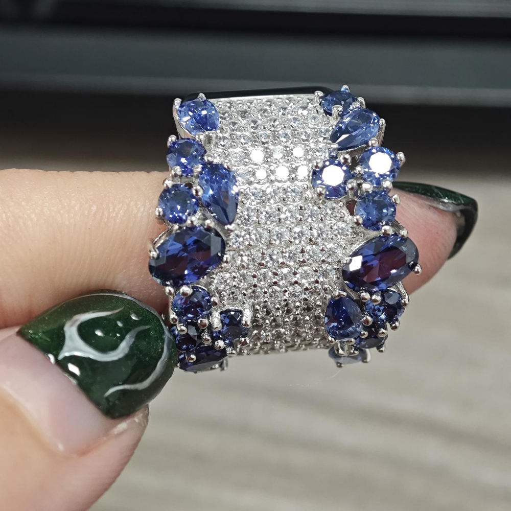 9.48ct Two-tone Blue&White Sapphire Cocktail Ring