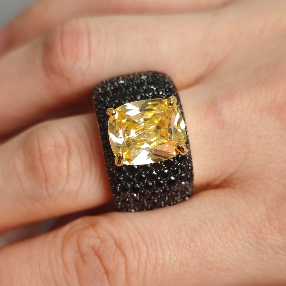 7ct Cushion Cut Yellow Sapphire Pave Setting Ring