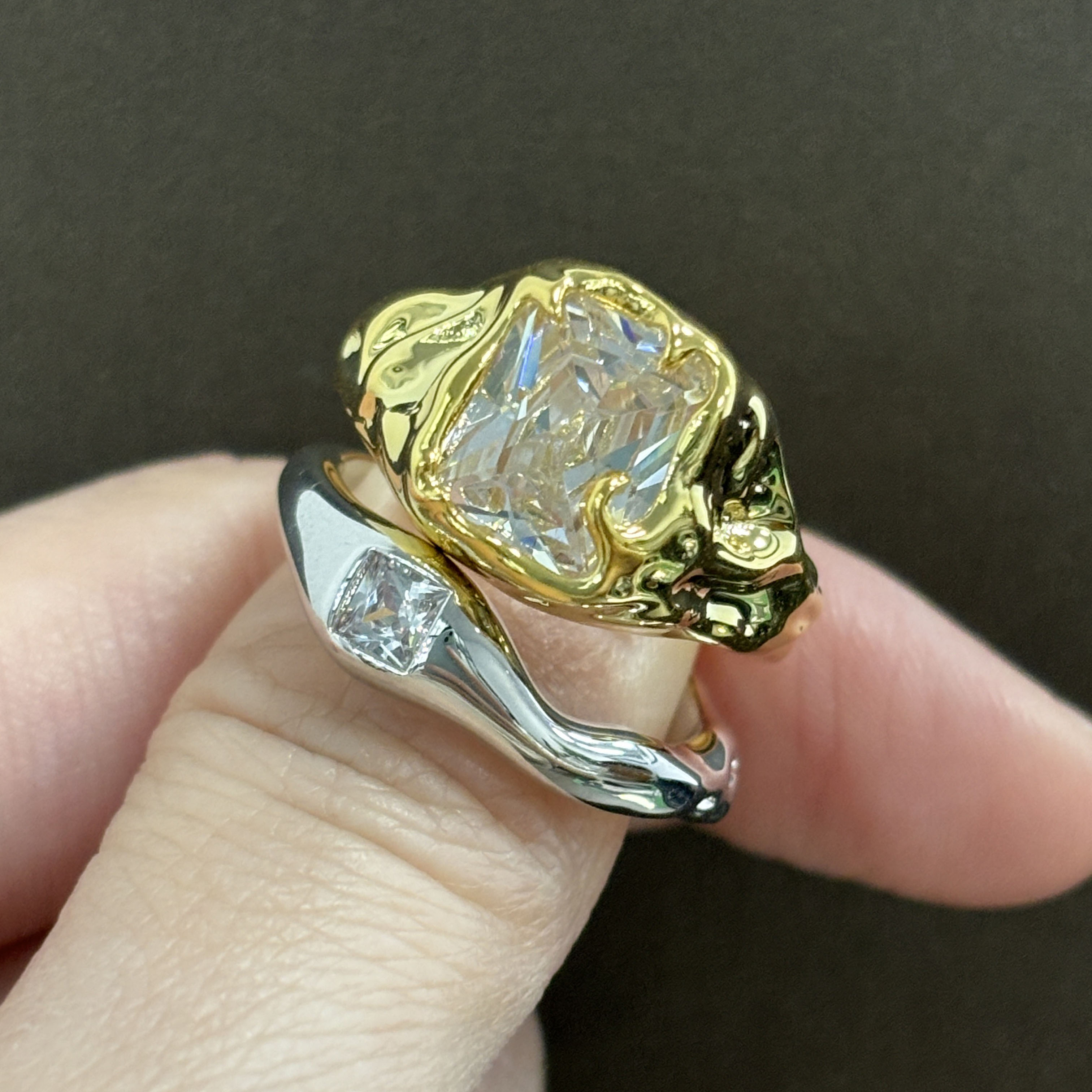 Art Deco Design 4ct Radiant Cut White Sapphire Ring Set