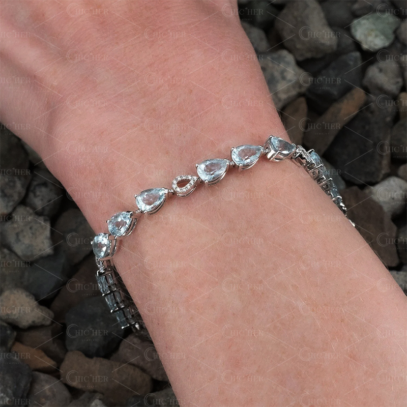 Pear Cut Aquamarine Sapphire Bracelet