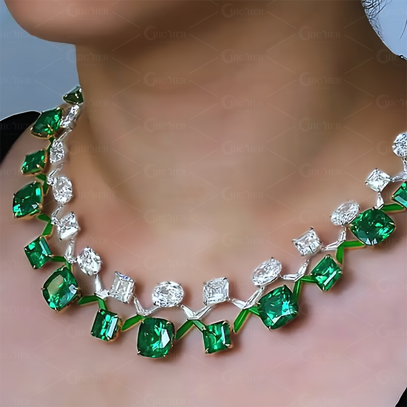 Multi-cut Emerald&White Sapphire Necklace
