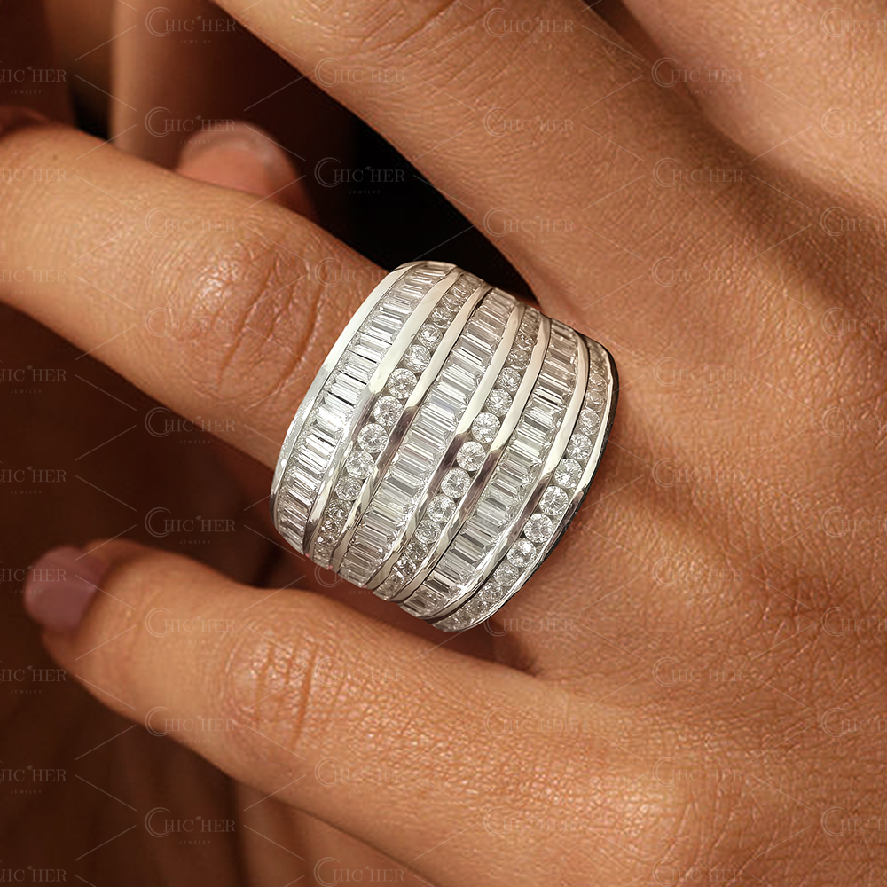 9.25ct Emerald&Round Cut White Sapphire Eternity Ring