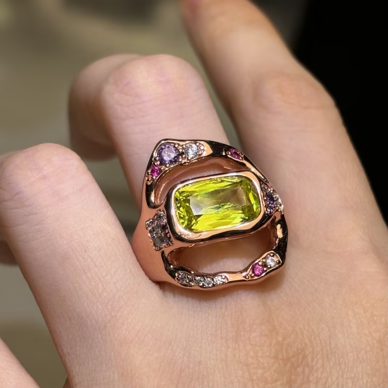 3.25ct Emerald Cut Apple Green Sapphire Multicolor Setting Cocktail Ring
