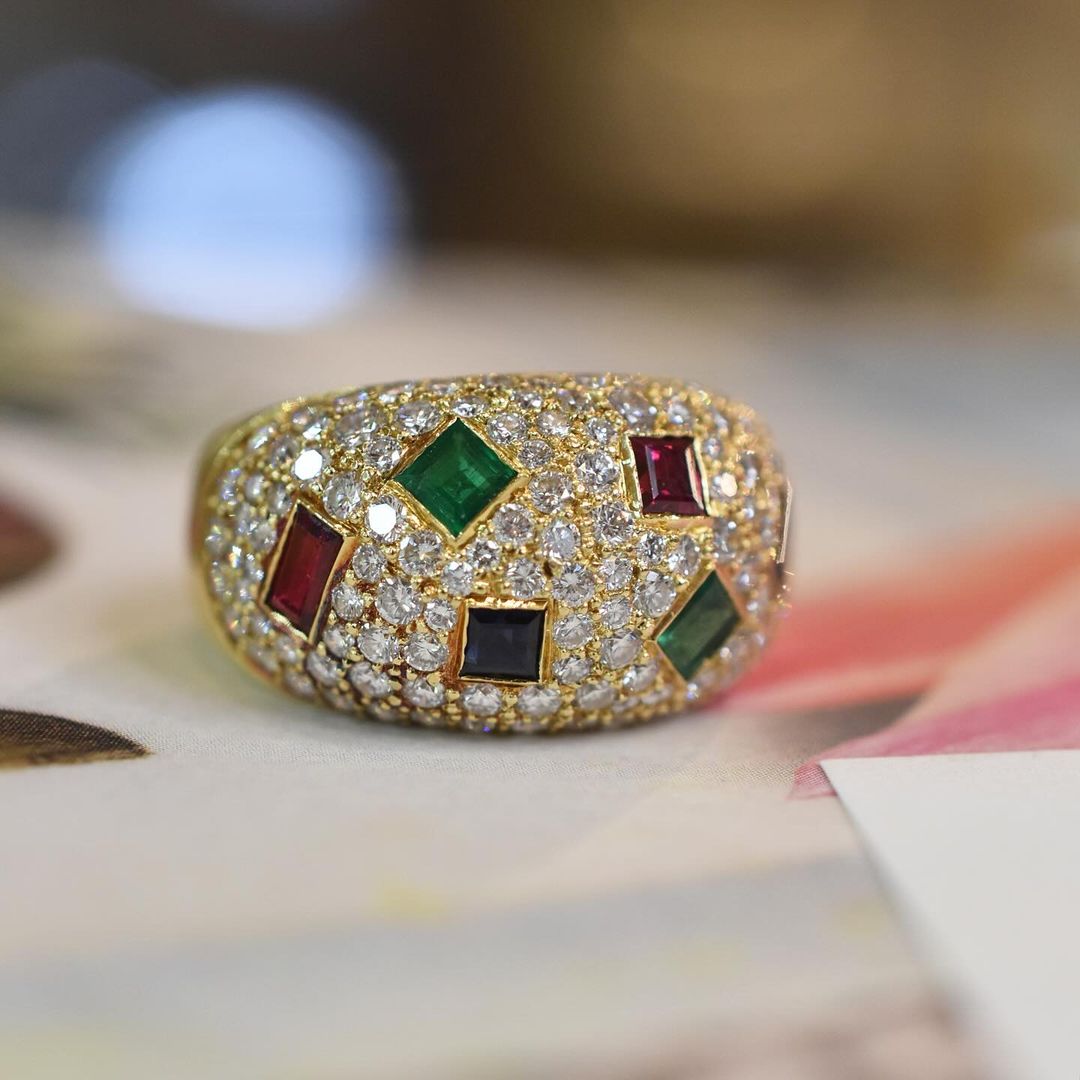 3.85ct Micro Pave Setting Wedding Ring In 18K Gold