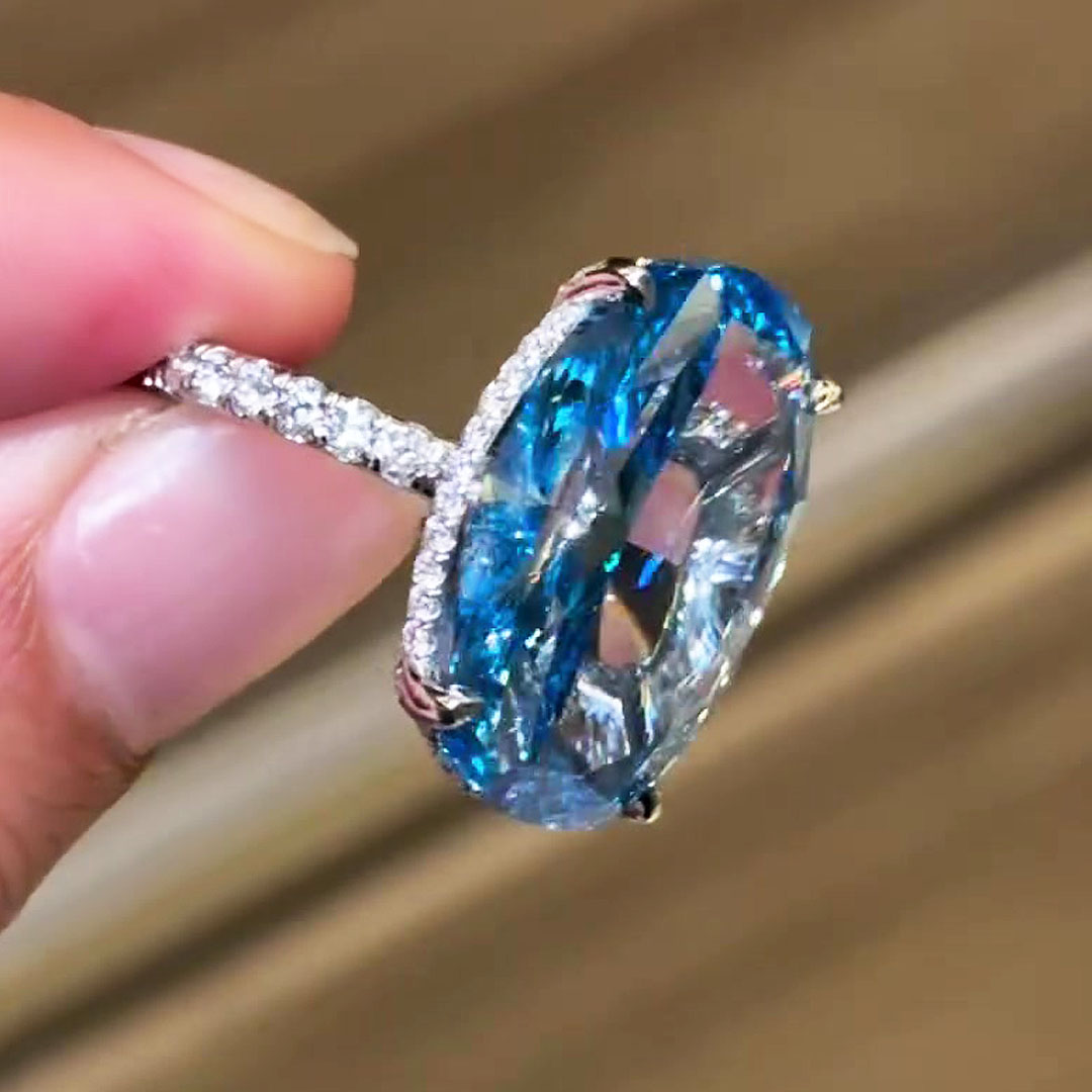 5ct Oval Cut Blue Sapphire Engagement Ring