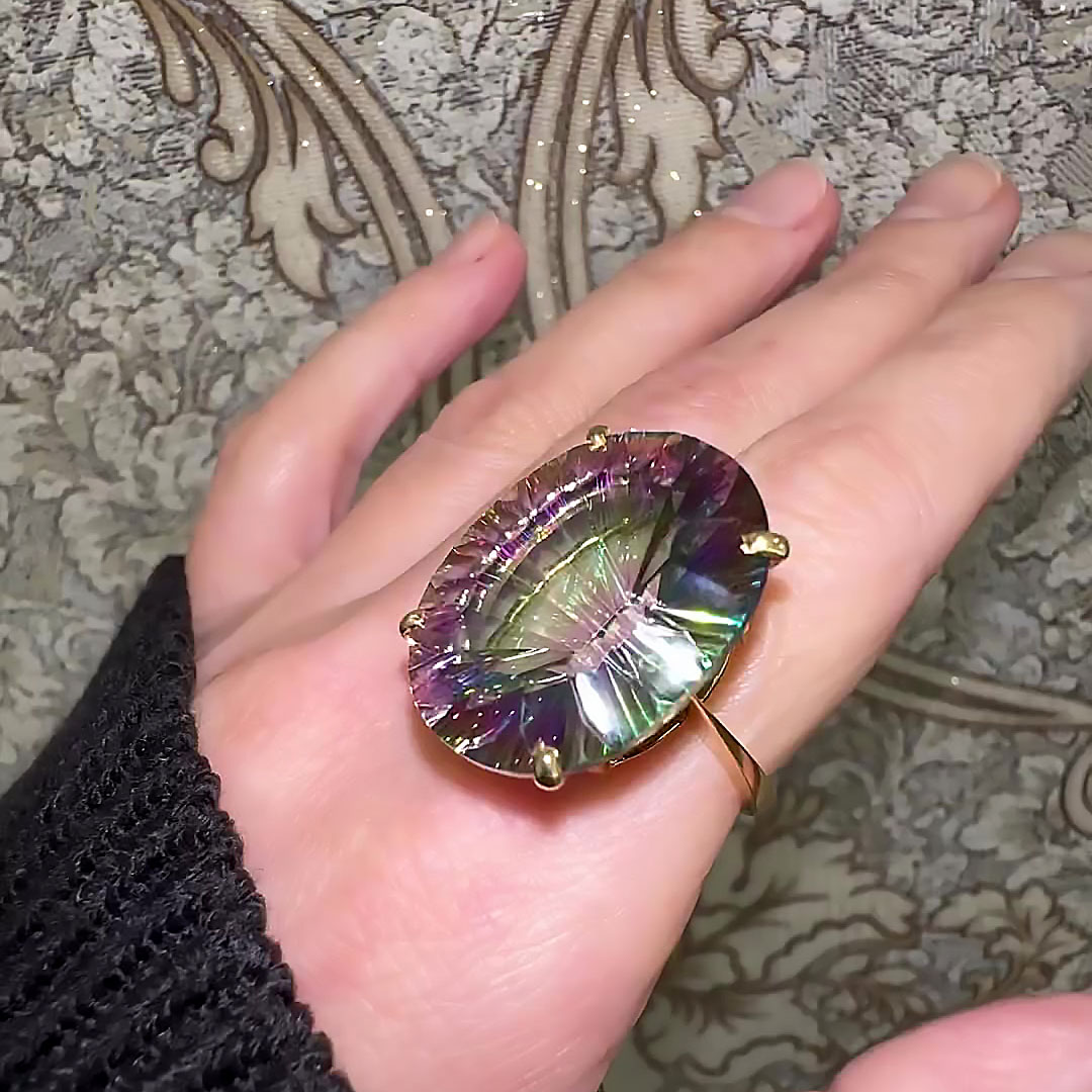 8ct Oval Cut Mysterious Yellow Jade Gold Ring