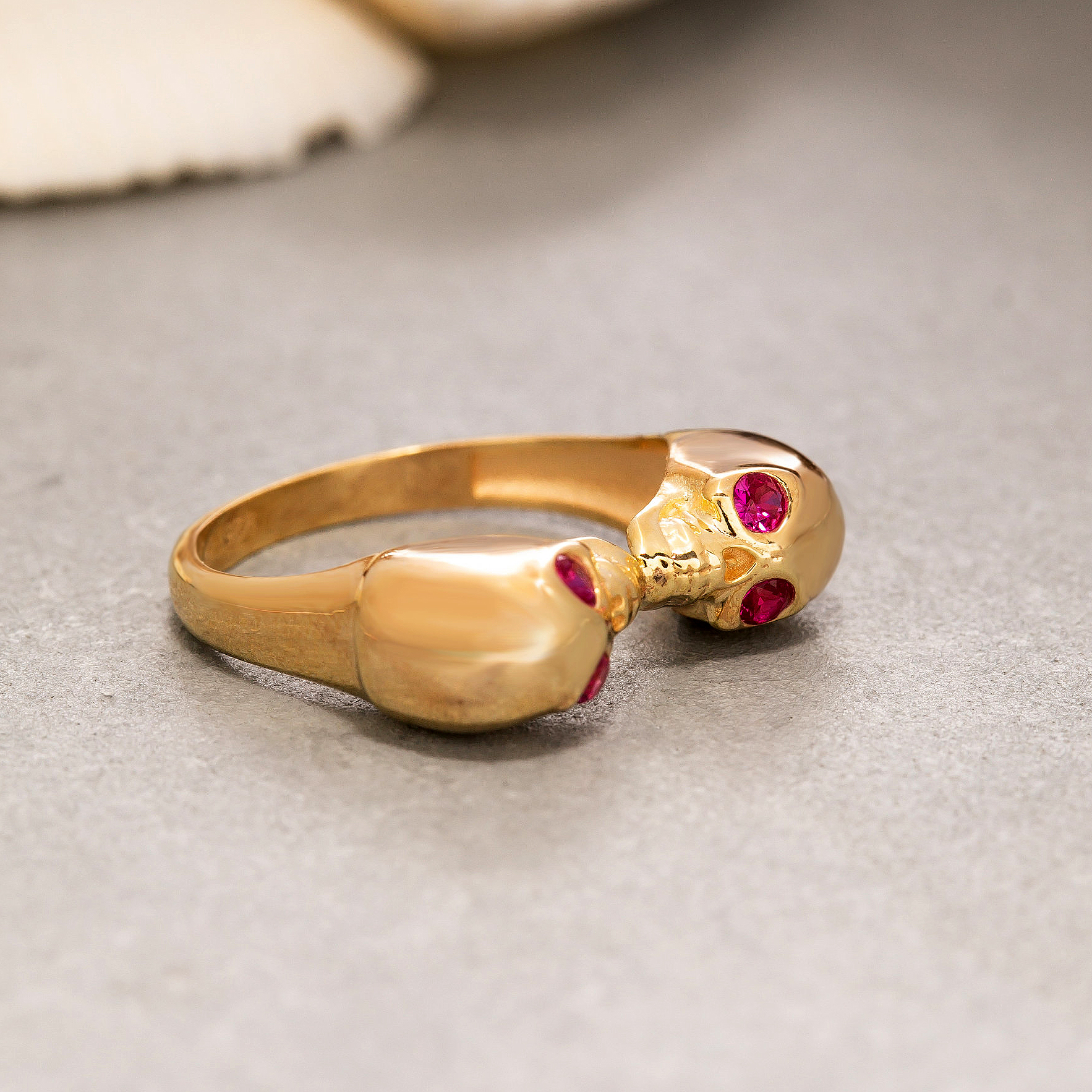 1ct Special design Round Cut Ruby Skull Ring