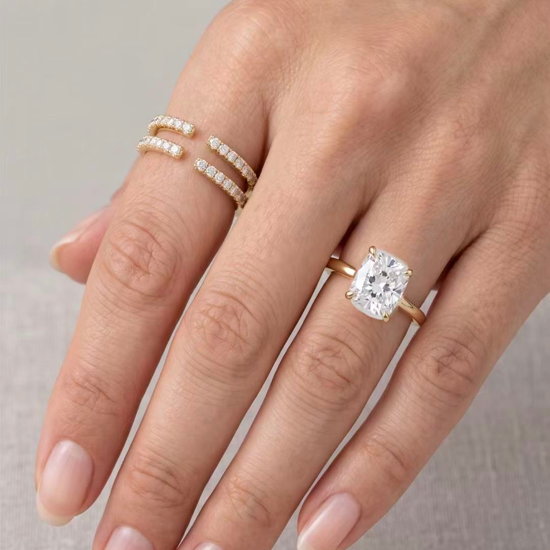 Original Design - 6ct Cushion Cut Moissanite Wedding Set （ 2pcs）