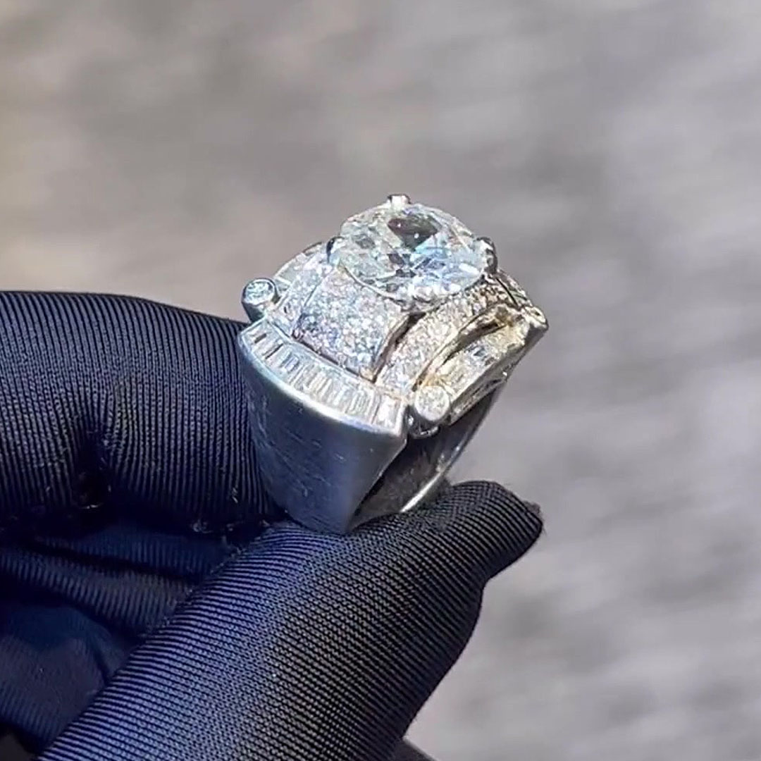 4ct Vintage Round Cut White Sapphire Diamond Ring