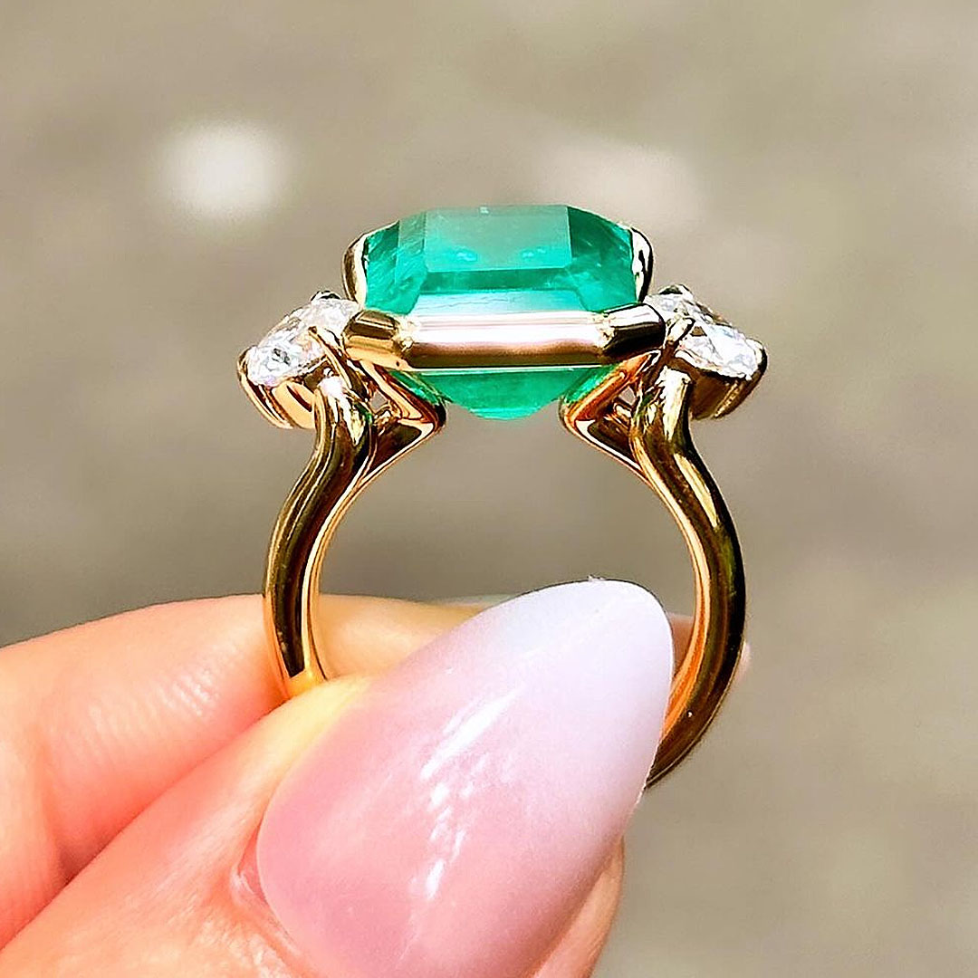 6ct Emerald Cut Emerald Sapphire Wedding Set