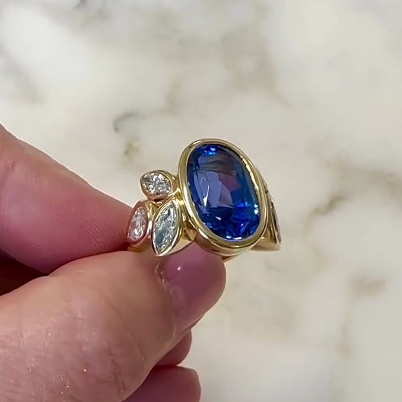 4ct Bezel Setting Oval Cut Sapphire Engagement Ring