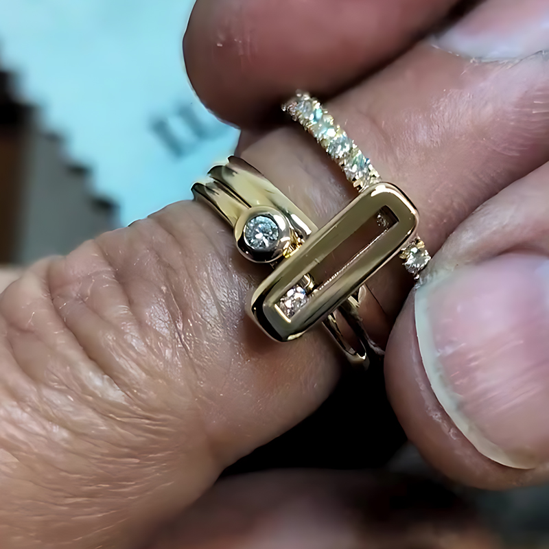 Geometric Pavé White Sapphire Stackable Band Set (4 Pieces)