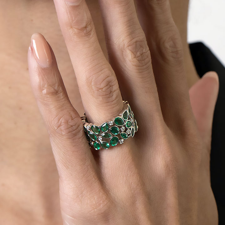 5.95ct Multi-cut Emerald Sapphire Eternity Ring