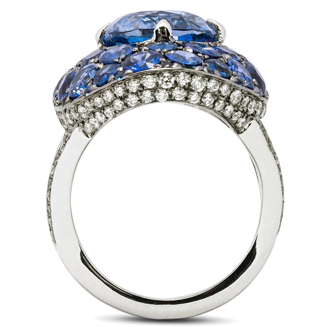 Micro Pave Setting 8ct Cushion Cut Sapphire Ring