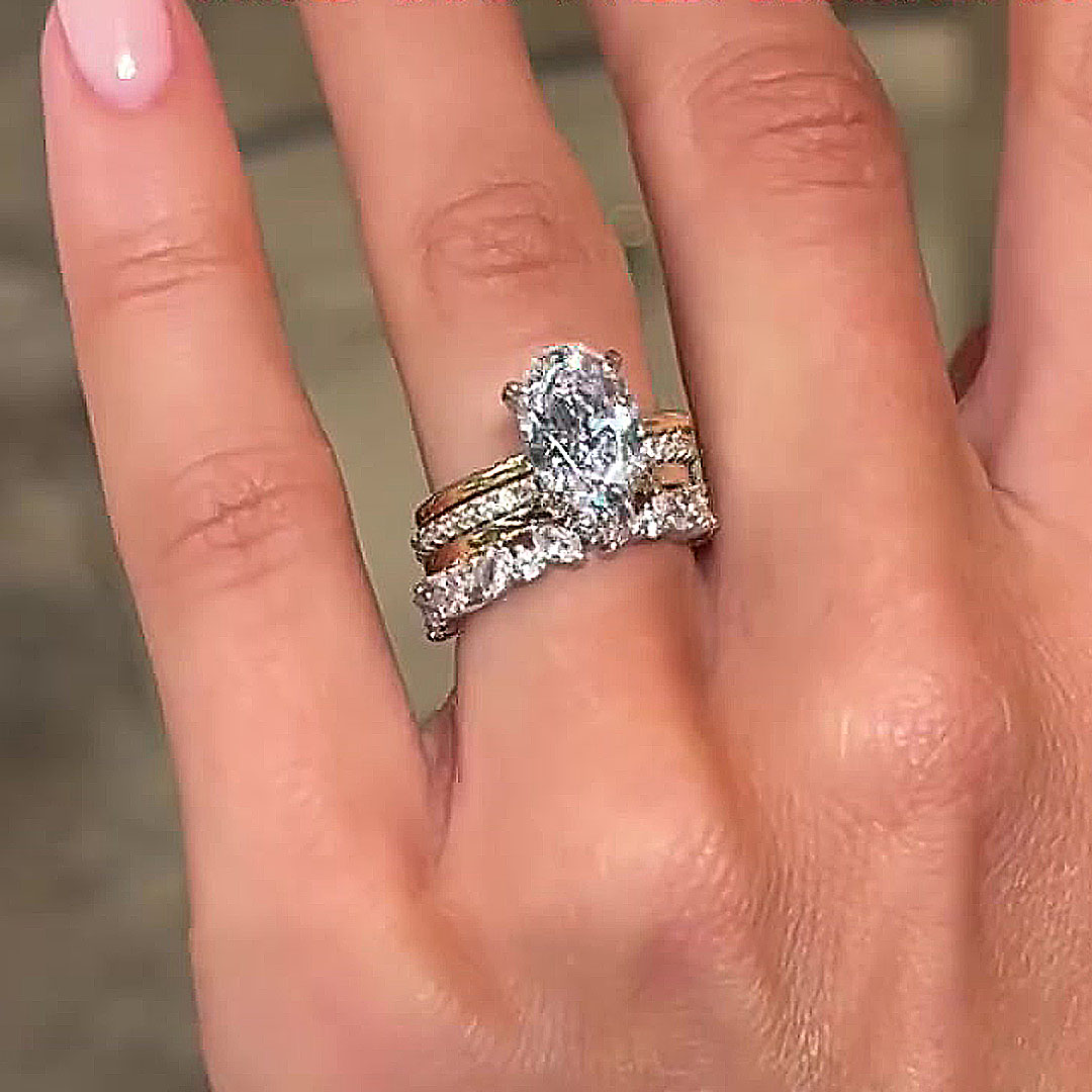 2ct Oval Cut White Sapphire Wedding Set/4pcs