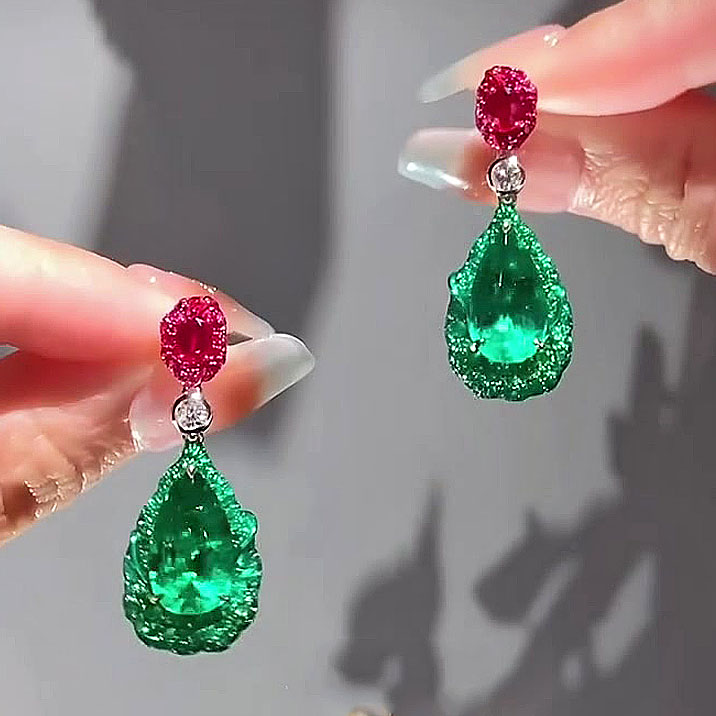 Two-tone Pear Cut Emerald&Ruby Sapphire Dangle Earrings