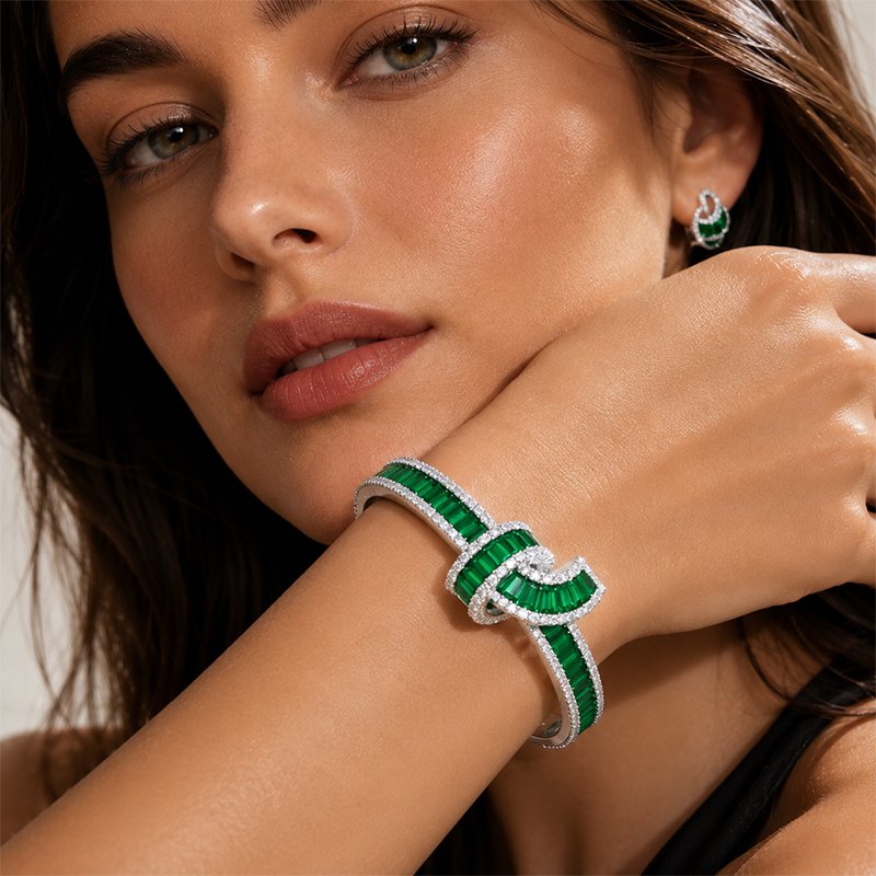 Fashion Baguette Cut Green Sapphire Tight Knot Bracelet
