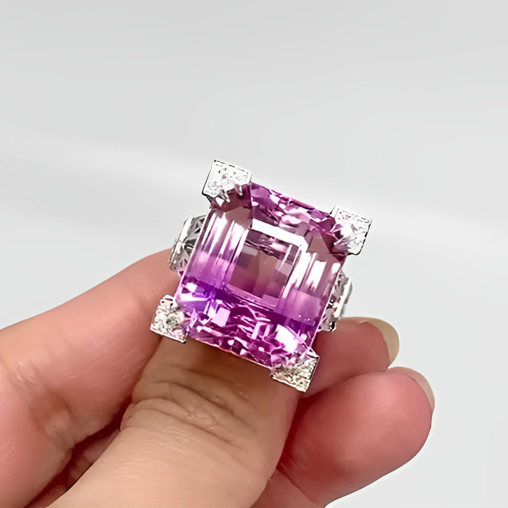 Eiffel Tower Design 18ct Emerald Cut Kunzite Sapphire Cocktail Ring