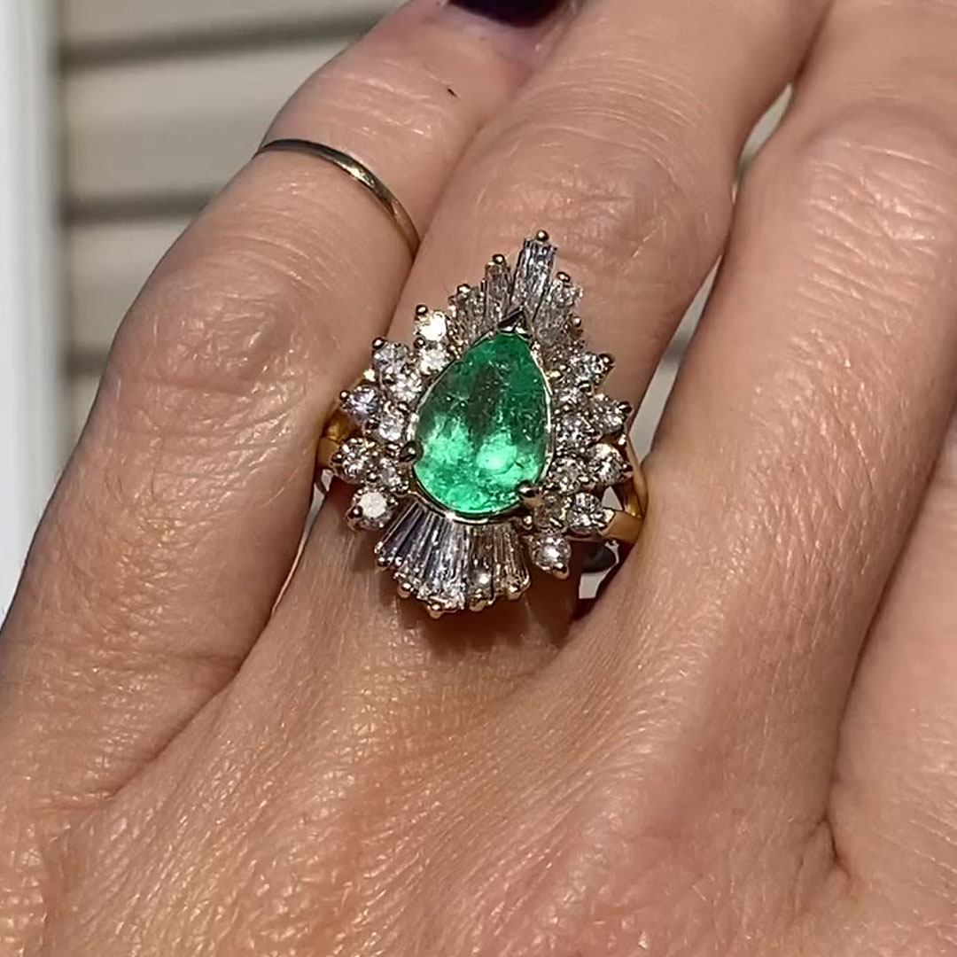 5ct Starburst Pear Cut Emerald Sapphire Engagement Ring