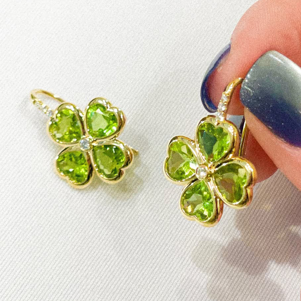 Four-Leaf Clover Peridot Earrings