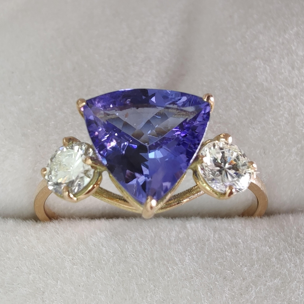 Three Stone 3ct Triangle Cut Tanzanite Sapphire Engagement Ring