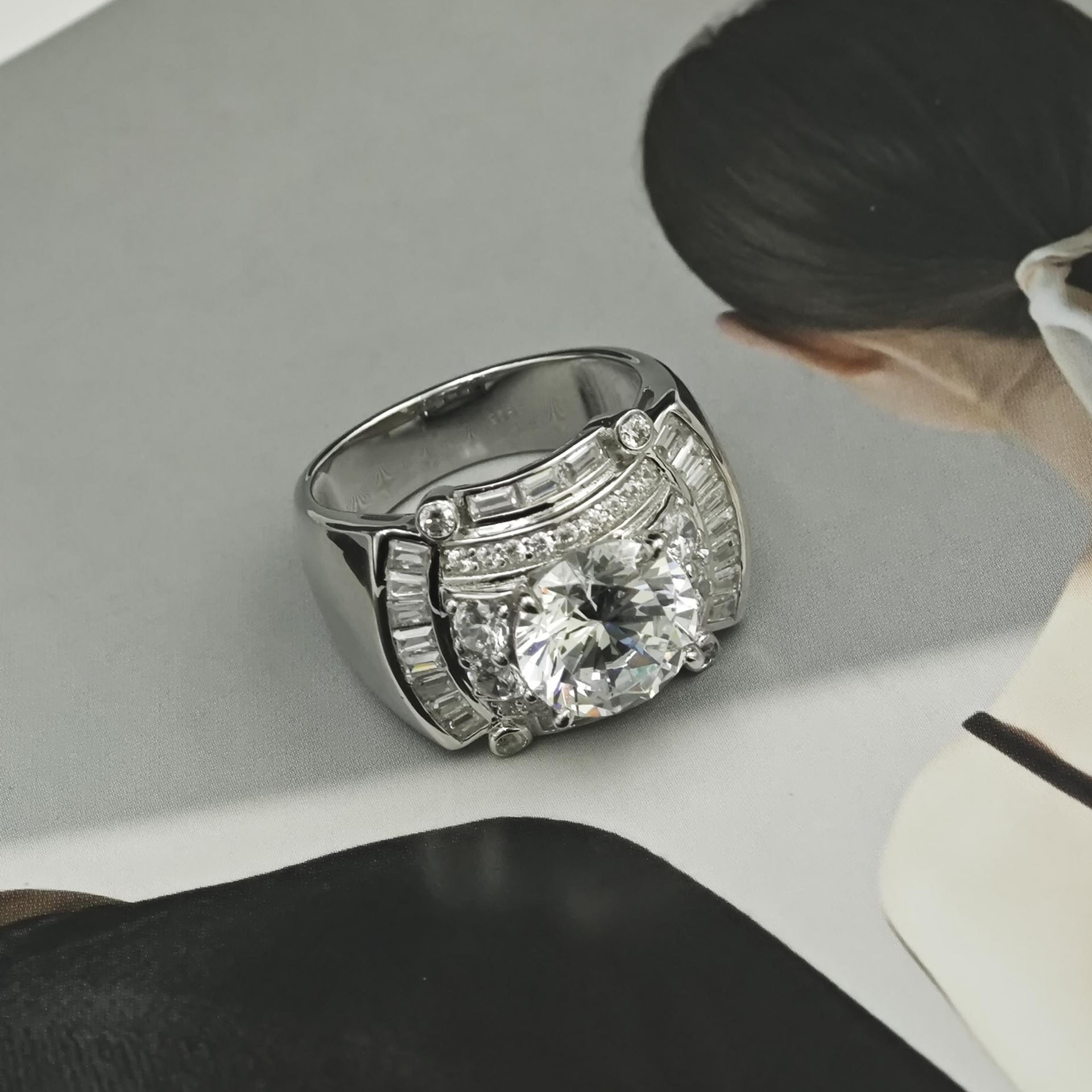 4ct Vintage Round Cut White Sapphire Diamond Ring