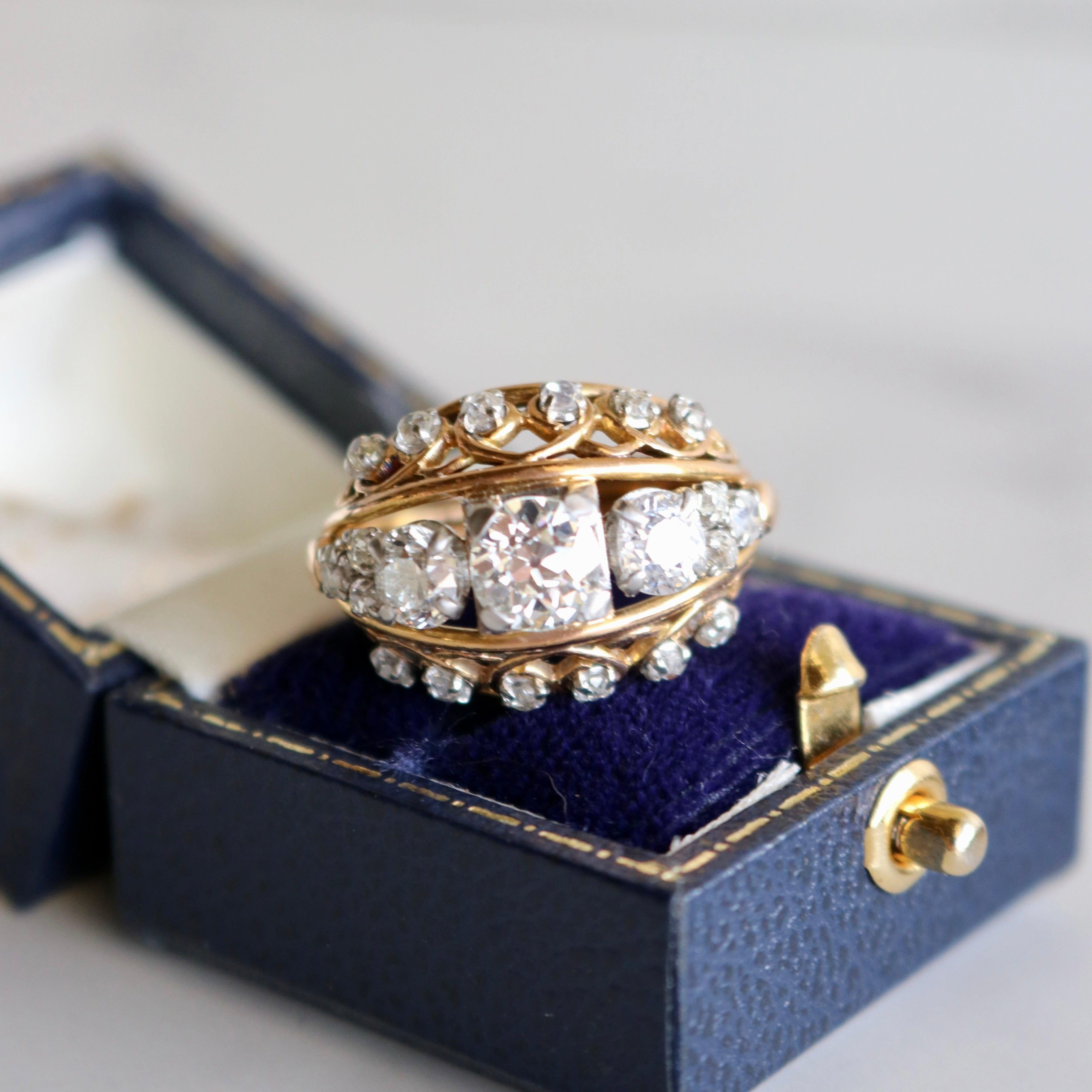 Vintage 7ct Round Cut White Sapphire Dome Ring