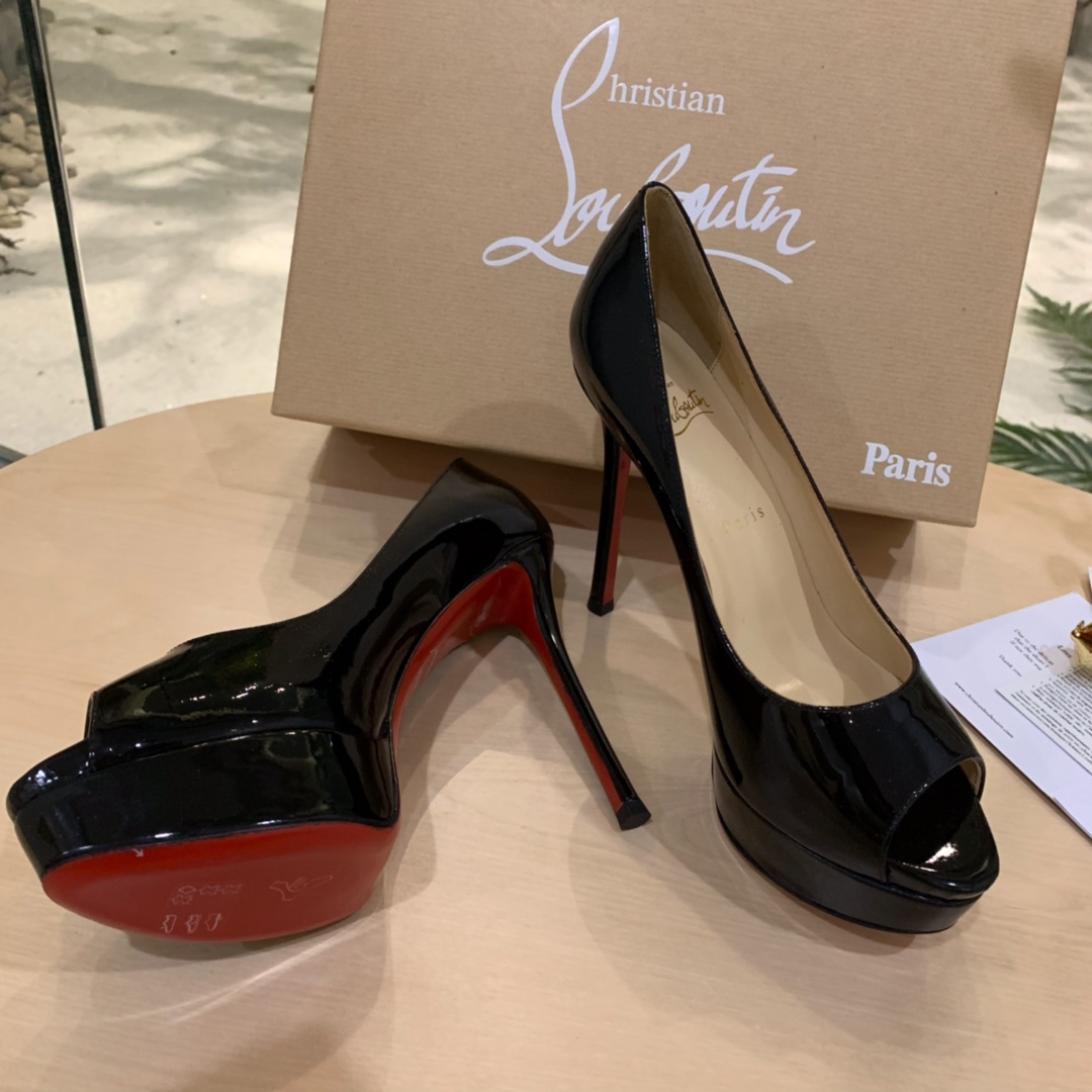 Y design classic platform pumps