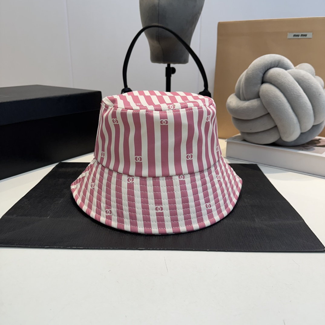 C new bucket hat