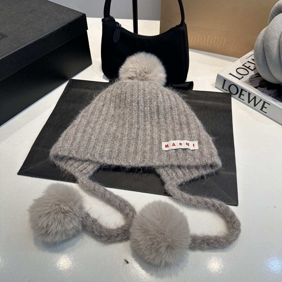 M retro knitted hat hand-knitted patchwork rabbit fur ball bucket hat