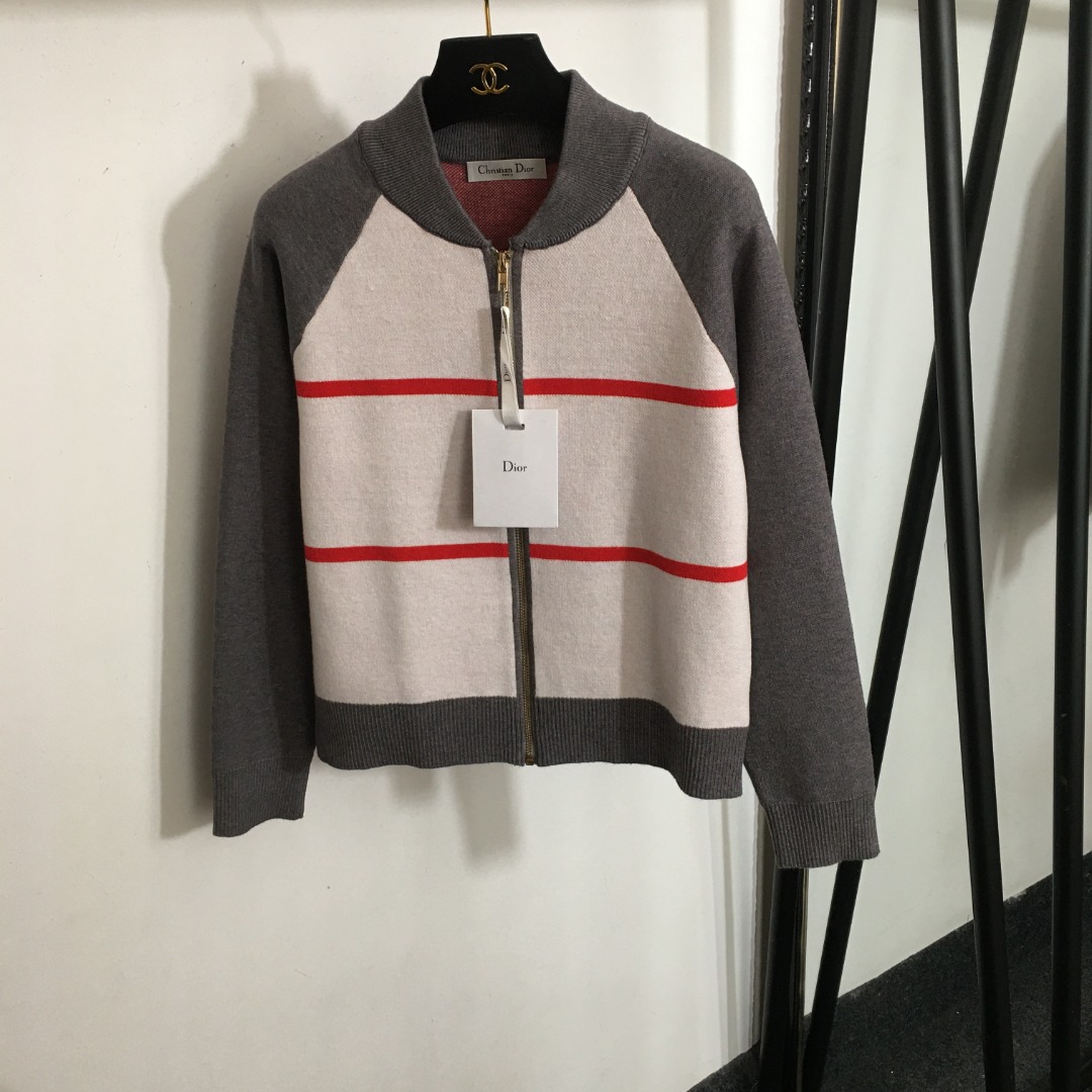 D design back MISS letter print knitted cardigan
